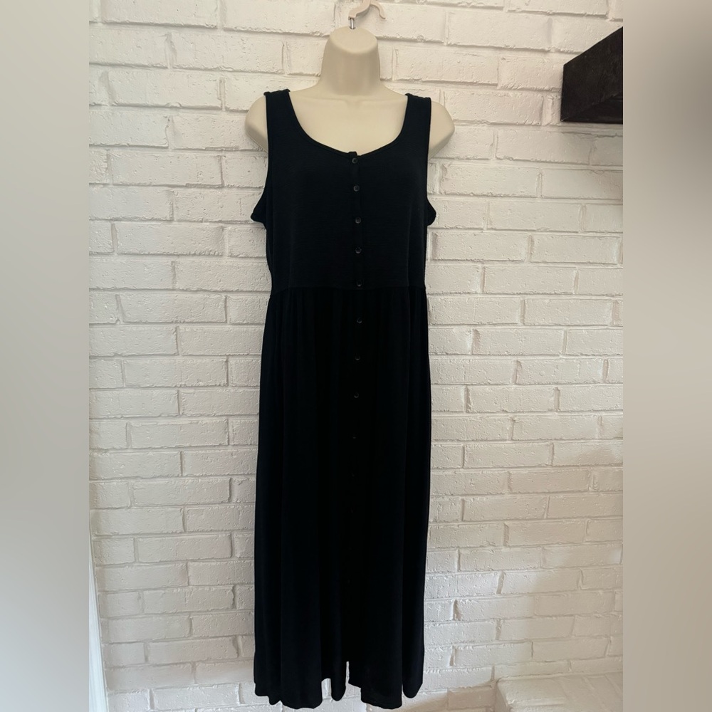 Women’s Frye Black Midi, Size Medium Dress with Button Front and Hidden Pockets.